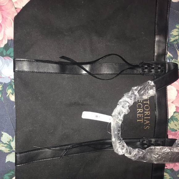 Victoria’s Secret large black tote-BRAND NEW - Picture 2 of 2